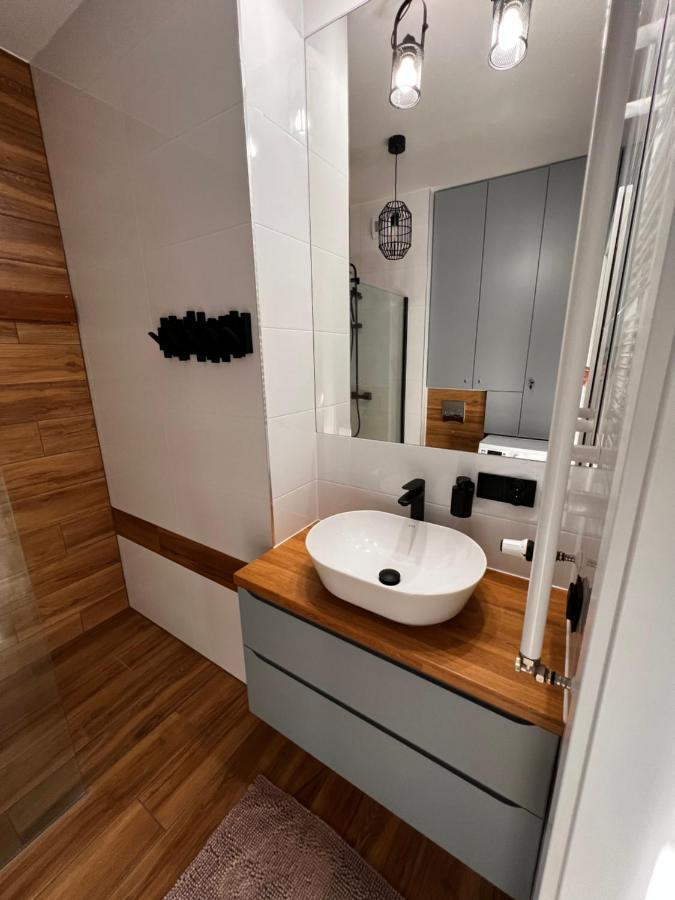 Butikowy Apartament Konin โคนิน ภายนอก รูปภาพ